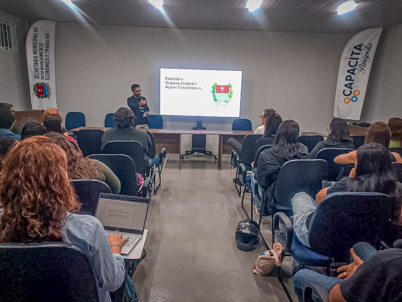 Noticia encontro-aproxima-universitarios-das-politicas-publicas-na-sdet